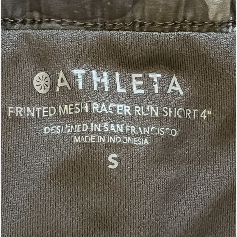 Athleta Mesh Racer 4” Camo Running Shorts in Size Small Lined Athleisure Active - Picture 3 of 8